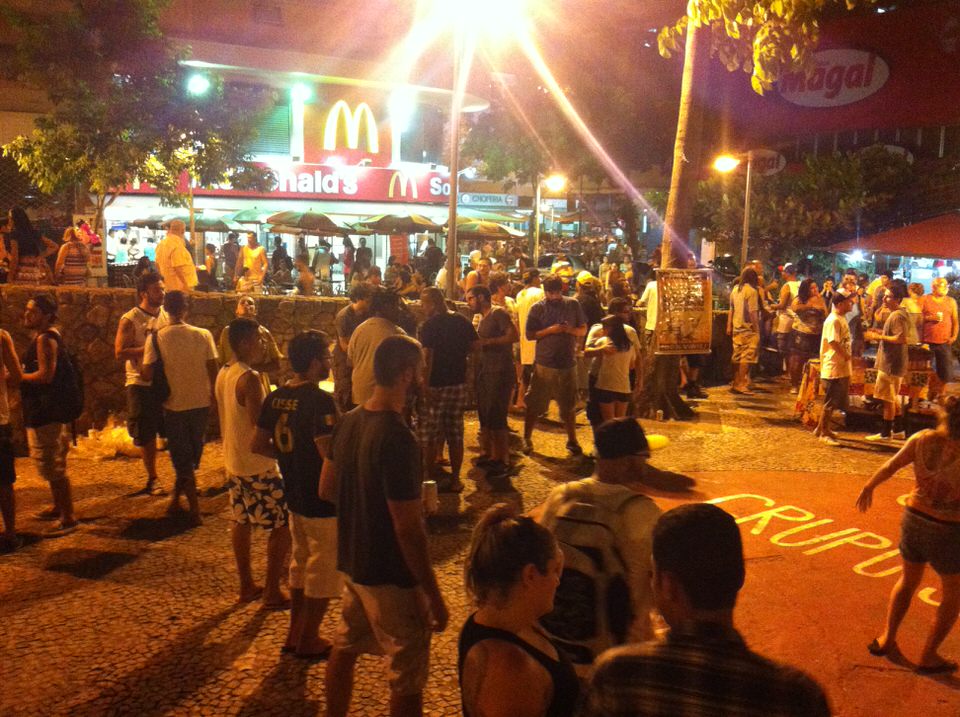 Evento na Praça Agripino Grieco