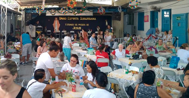 legiao do bem almoco foto