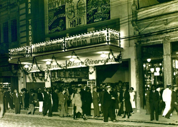 Inauguração do cinema Para Todos