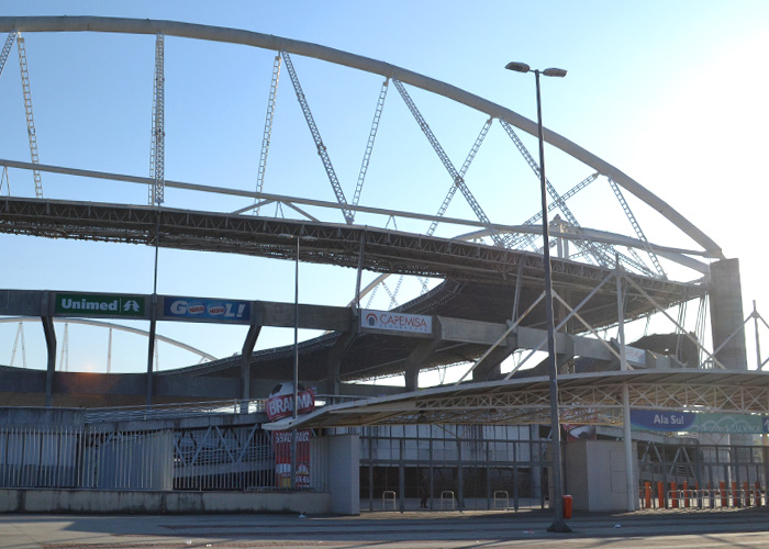 Estádio Nilton Santos no Engenho de Dentro