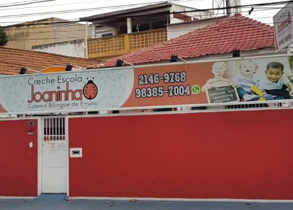 Fachada da Creche Escola Joaninha, localizada no bairro do Méier, no Rio de Janeiro