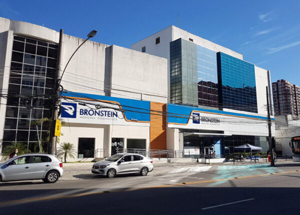 Laboratório Médico Bronstein, localizdo no bairro do Méier, no Rio de Janeiro