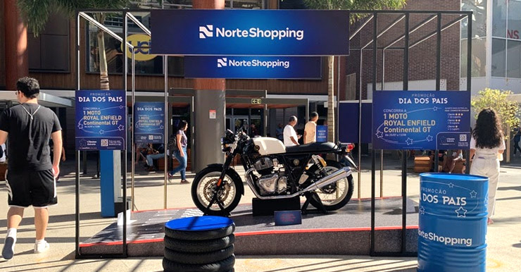 moto exposta no NorteShopping para sorteio do Dia dos Pais