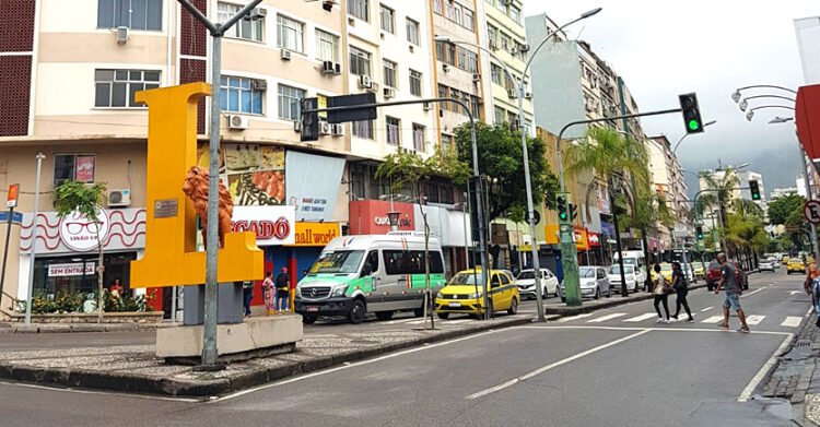 Rua Dias da Cruz nublada