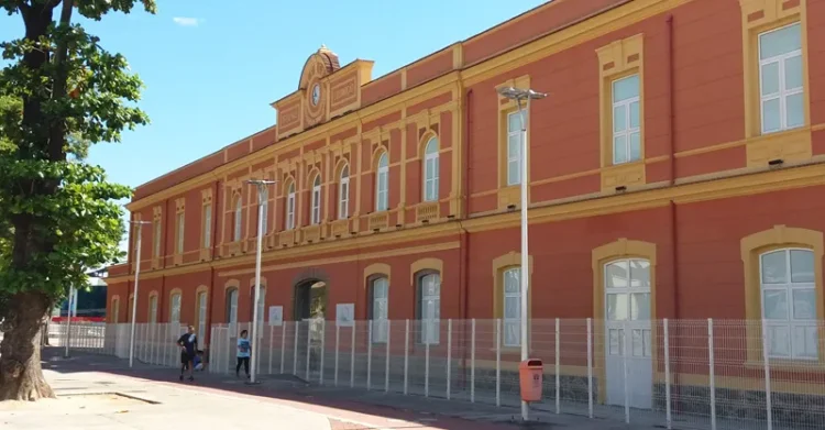 Fachada da Nave do Conhecimento Engenhão, no Engenho de Dentro