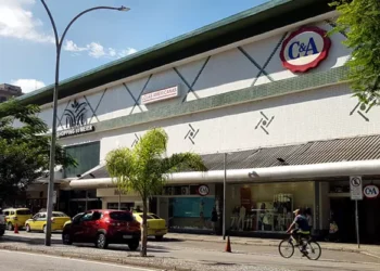 Fachada do Shopping do Méier