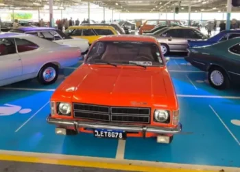 Evento de carros antigos no NorteShopping