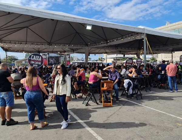 Mesas do Blend BBQ Festival