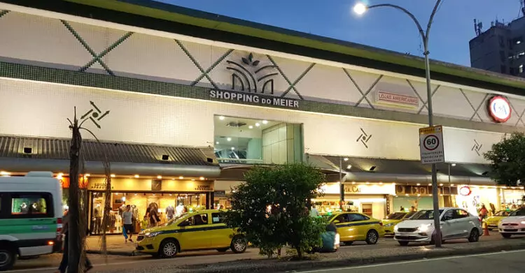 Shopping do Méier à noite