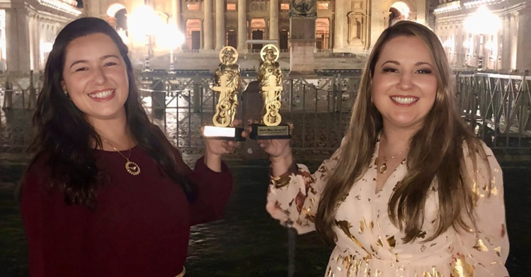 Maira e Rani Jaber no Vaticano