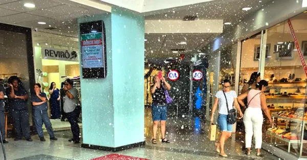 Neve no Shopping do Méier