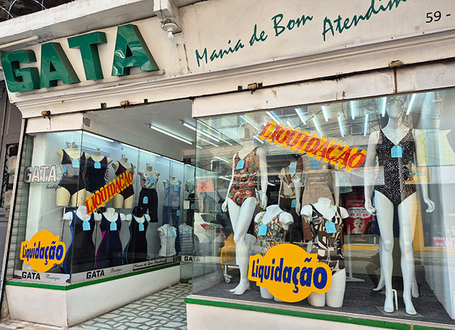 Fachada da Gata Modas no Méier