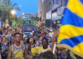 Bloco Embalo do Engenho Novo desfilando na Rua Dias da Cruz