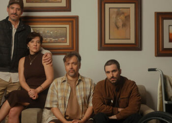 Foto de divulgação da peça O Formigueiro