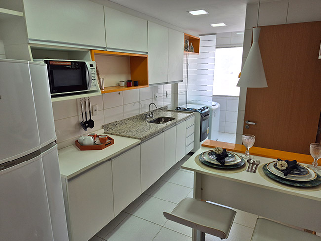 Cozinha de um apartamento no condomínio Maggiore