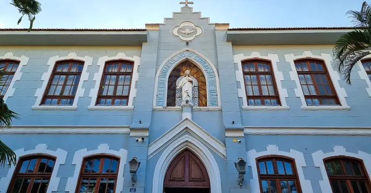 Fachada do colégio Imaculado Coração de Maria no Méier
