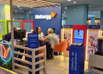 Quiosque da Naturgy em funcionamento no Shopping do Méier